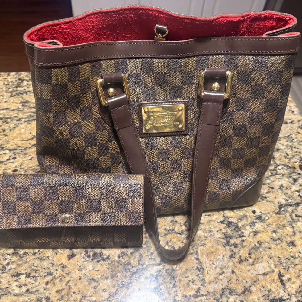 Louis Vuitton Damier Hampstead PM with matching wallet